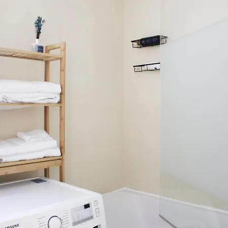 Quiet Bright - 2 Minutes From Paris Clichy