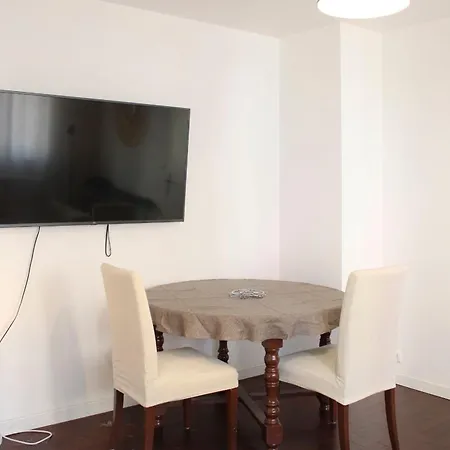 Quiet Bright - 2 Minutes From Paris Apartment Clichy